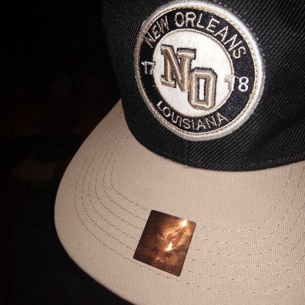 New orleans snap hat